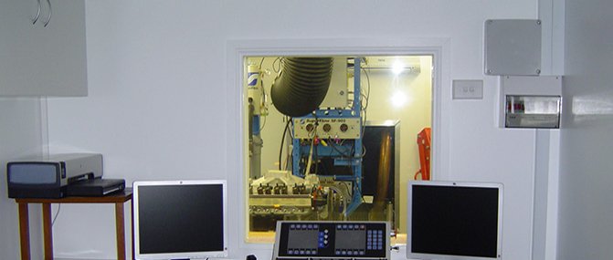 SuperFlow 902 Engine Dyno